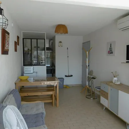 Apartment 35m² Avec Loggia, Parking Prive A - Fr-1-472-159